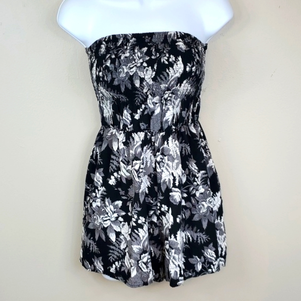Charlotte Russe Black Floral Strapless Elastic Top Romper